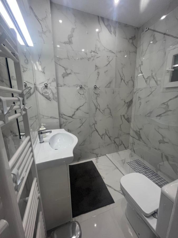 White Apartment Athens Ngoại thất bức ảnh